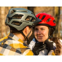 Picture 3/5 -TOUR BICYCLE HELMET RED